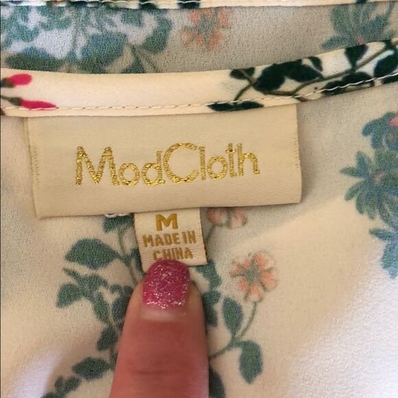 MODCLOTH Botanical Floral Bell Sleeve Tunic Peplum Top Size Medium - Picture 6 of 9